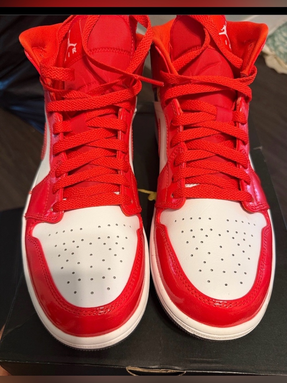 Jordan Air Jordan 1 Mid SE Black/White/Red (Chile Red)